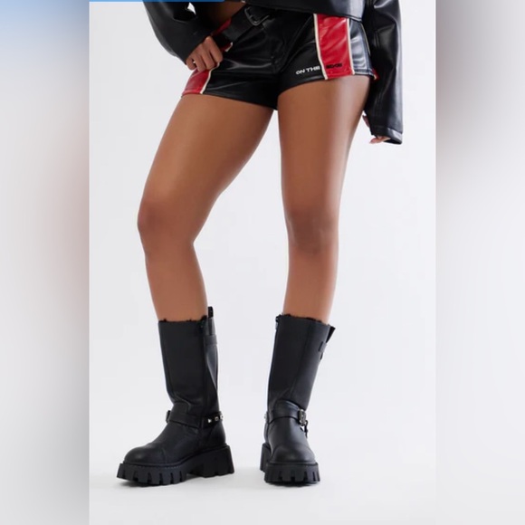 Fashion Nova Rae Platform Boots - Picture 14 of 14